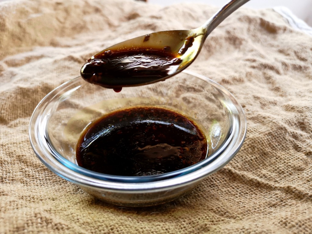 Tangy sauce for tofu and noodles - garlic, soy sauce, vinegar, sugar and sesame oil